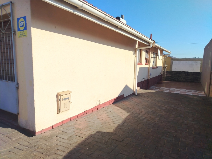 3 Bedroom Property for Sale in Gompo Town Eastern Cape